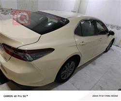 تۆیۆتا کامری